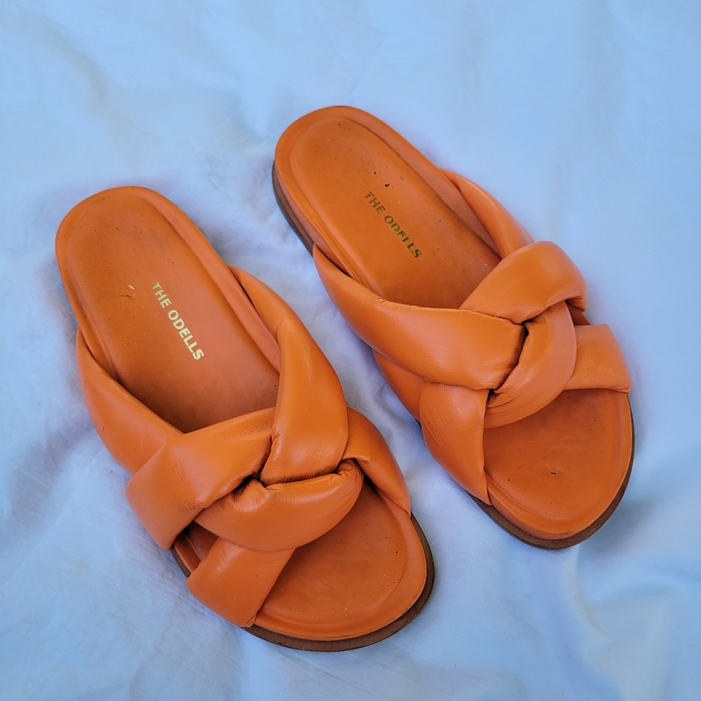 The Odells Puffy Slides